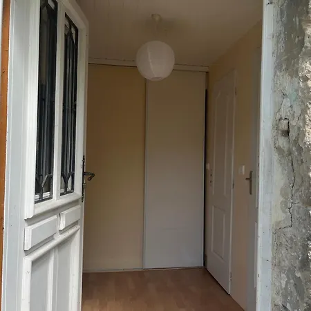 Apartment Independant Dans Maison En Pierre *